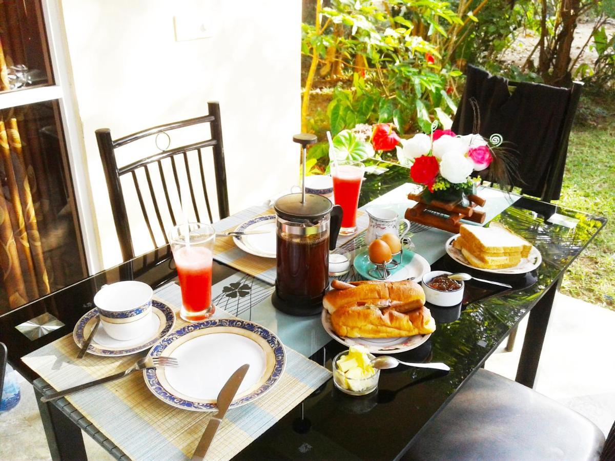 Kurulu Garden Hotel Ahungalla Exterior foto
